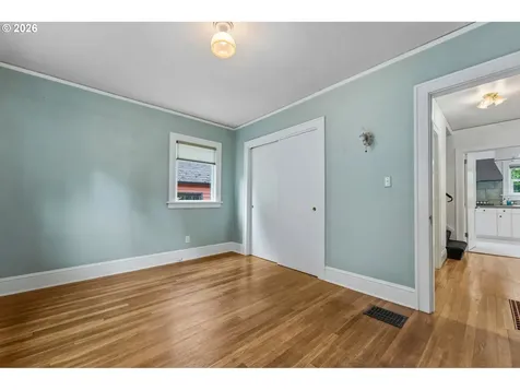 3037 NE Skidmore Street Portland OR 97211