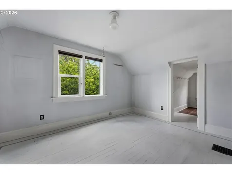 3037 NE Skidmore Street Portland OR 97211