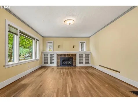 3037 NE Skidmore Street Portland OR 97211
