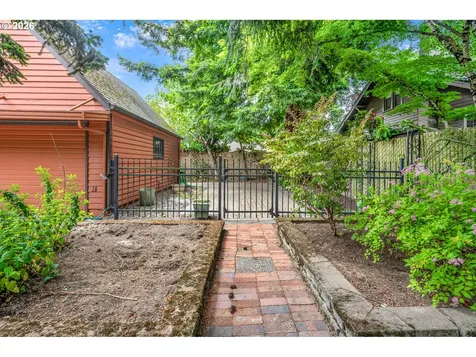 3037 NE Skidmore Street Portland OR 97211