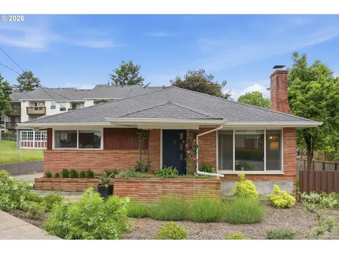 7660 SW 74th Avenue Portland OR 97223
