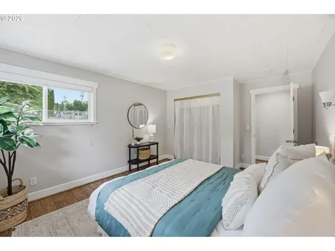 7660 SW 74th Avenue Portland OR 97223