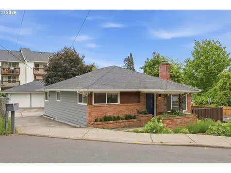 7660 SW 74th Avenue Portland OR 97223