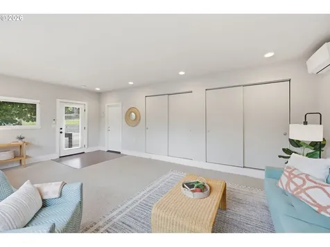 7660 SW 74th Avenue Portland OR 97223