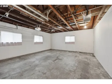 7660 SW 74th Avenue Portland OR 97223