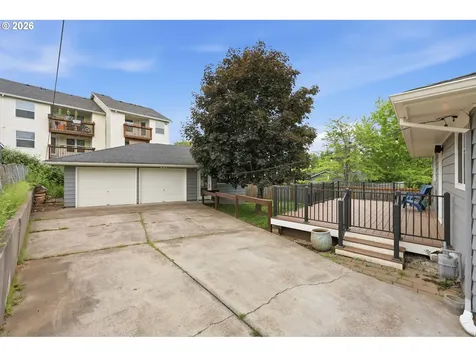 7660 SW 74th Avenue Portland OR 97223