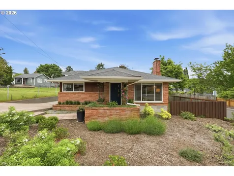 7660 SW 74th Avenue Portland OR 97223