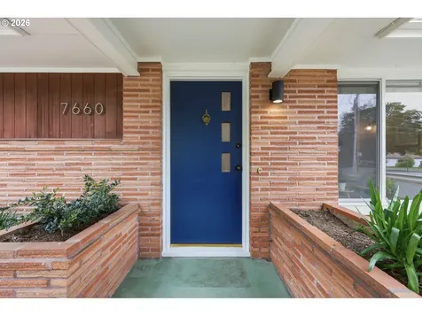 7660 SW 74th Avenue Portland OR 97223