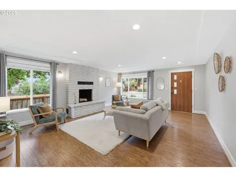 7660 SW 74th Avenue Portland OR 97223