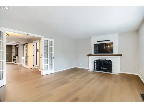 11820 SW Clifford Street Beaverton OR 97008