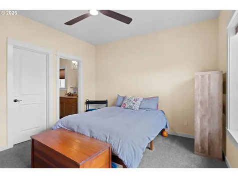 725 Slazenger Court Sutherlin OR 97479