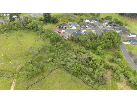 725 Slazenger Court Sutherlin OR 97479