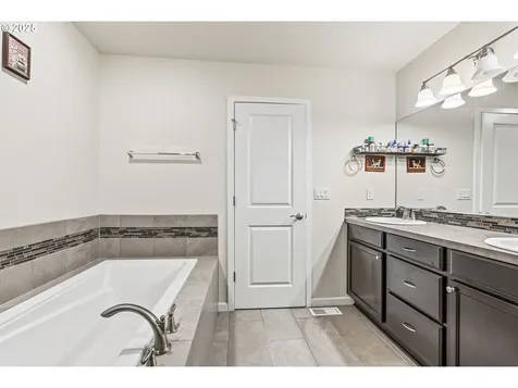 16522 NE 92nd Circle Vancouver WA 98682