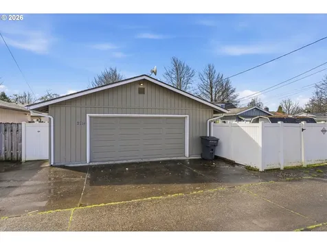 2714 Louisiana Street Longview WA 98632