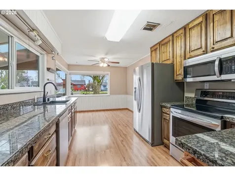 2714 Louisiana Street Longview WA 98632