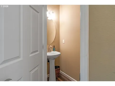 14212 SE Oregon Trail Drive Clackamas OR 97015