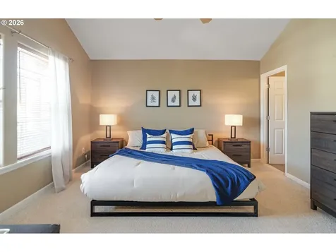 14212 SE Oregon Trail Drive Clackamas OR 97015