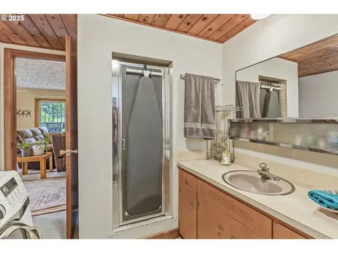 7811 NE 78th Street Vancouver WA 98662