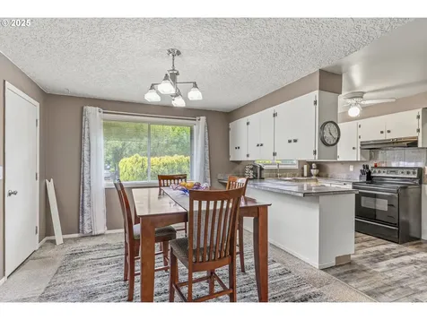 7811 NE 78th Street Vancouver WA 98662