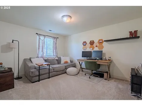 19611 SE 30th Way Camas WA 98607