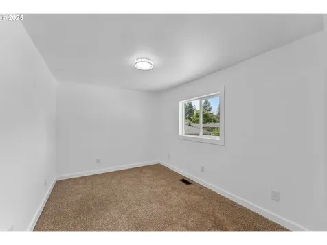 1246 NW Hicks Street Roseburg OR 97470