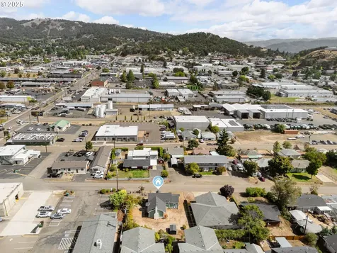 1246 NW Hicks Street Roseburg OR 97470
