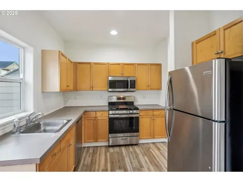 19974 SW Cedar Grove Lane Beaverton OR 97003
