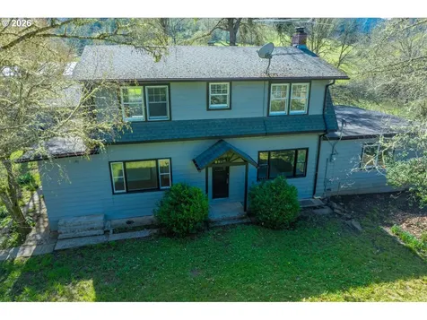 1355 Days Creek Cutoff Road Myrtle Creek OR 97457