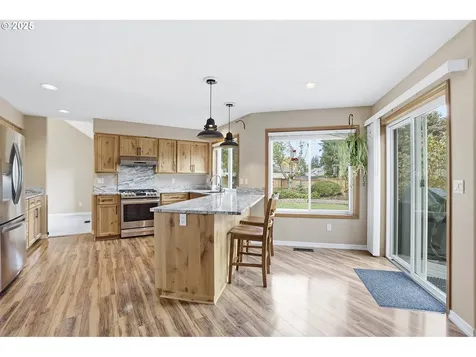 19865 Castleberry Loop Oregon City OR 97045