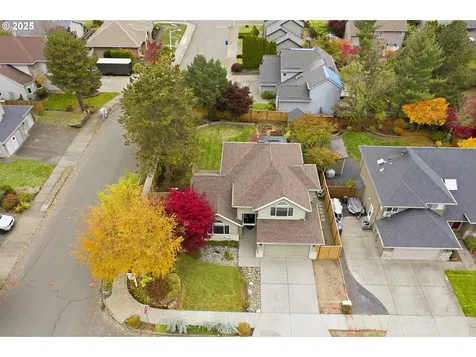 19865 Castleberry Loop Oregon City OR 97045