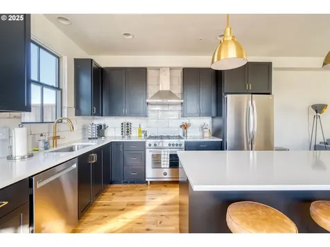 508 NE 56th Avenue Portland OR 97213