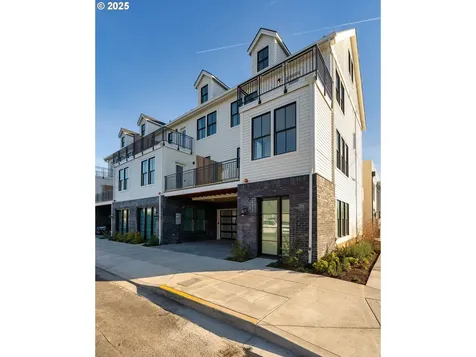 508 NE 56th Avenue Portland OR 97213