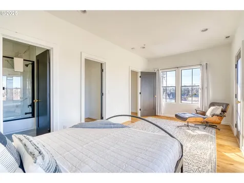 508 NE 56th Avenue Portland OR 97213