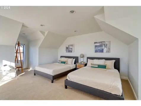 508 NE 56th Avenue Portland OR 97213