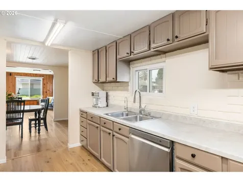 1105 NE Lincoln Street Hillsboro OR 97124