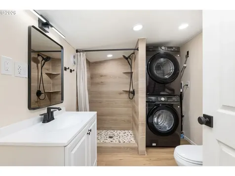 1105 NE Lincoln Street Hillsboro OR 97124