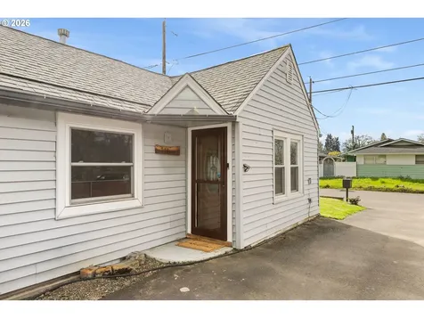1105 NE Lincoln Street Hillsboro OR 97124