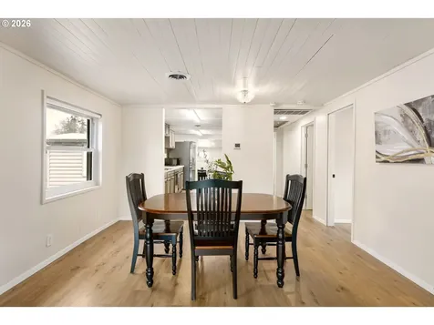 1105 NE Lincoln Street Hillsboro OR 97124
