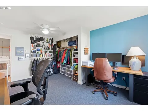 704 E Pinehurst Drive Newberg OR 97132