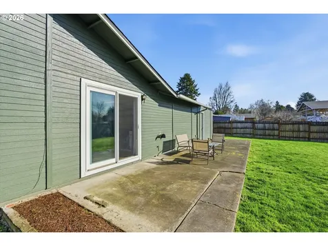 704 E Pinehurst Drive Newberg OR 97132