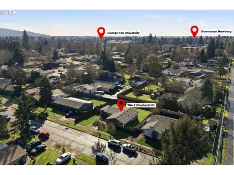 704 E Pinehurst Drive Newberg OR 97132