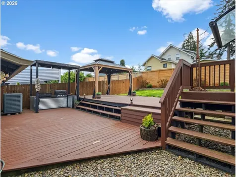 422 Willamette Street Oregon City OR 97045