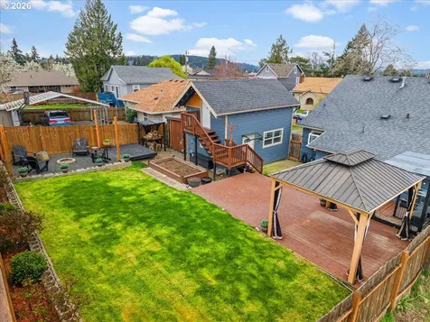 422 Willamette Street Oregon City OR 97045