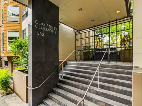 1535 SW Clay Street Portland OR 97201