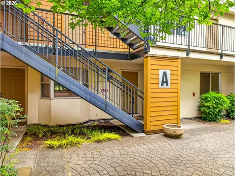 1535 SW Clay Street Portland OR 97201