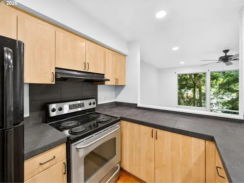 1535 SW Clay Street Portland OR 97201