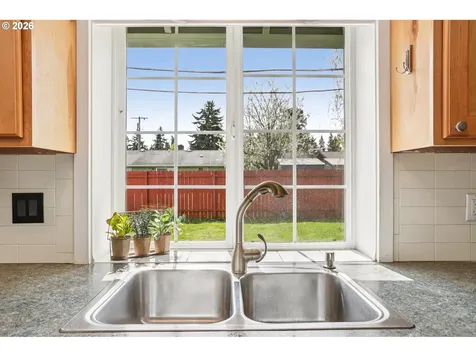 1137 NE 193rd Avenue Portland OR 97230