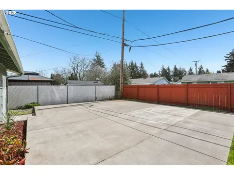 1137 NE 193rd Avenue Portland OR 97230