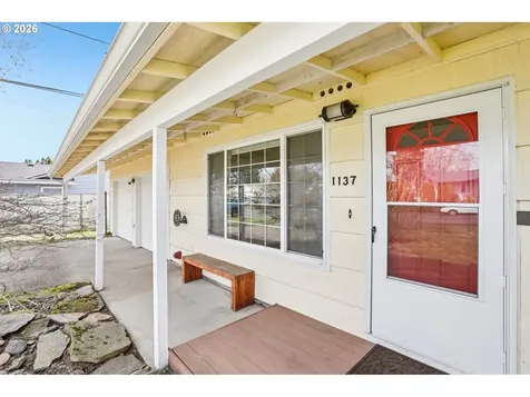 1137 NE 193rd Avenue Portland OR 97230
