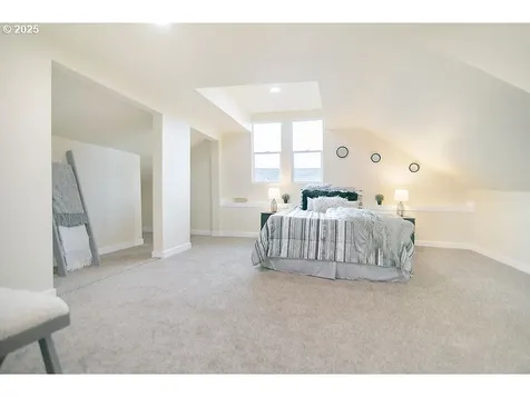 1214 S 5th Avenue Kelso WA 98626